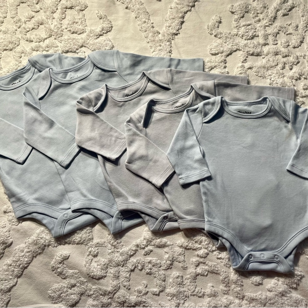 Blue/Grey Long Sleeve Baby Onesies